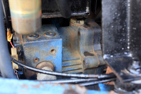 ขายแม็กโค KOBELCO SK042 (เทียบเท่า PC40) รถนอกญี่ปุ่น สภาพพร้อมใช้งาน 086-775-7900