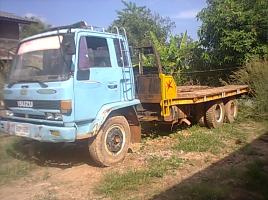 ขายเทเลอร์ลากแบคโฮ  2 เพลา เครื่อง HO7C ช่วงล่าง FUSO เบรคลมดัน วางหัว ROCKY คานหน้าใหญ่  ไม่มีเล่มทะเบียน