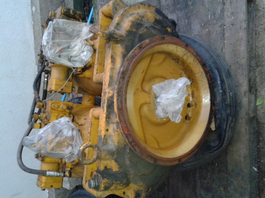 ขายปั้มแมคโค pc200รุ่น2 ซื้อมาไม่ได้ใช้