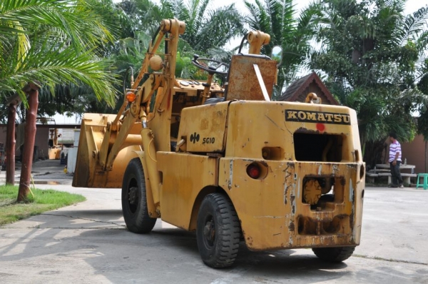 ขายรถตักKOMATSU SG10-3 สภาพสวยเดิมจากญี่ปุ่น ขาย148,000บาท