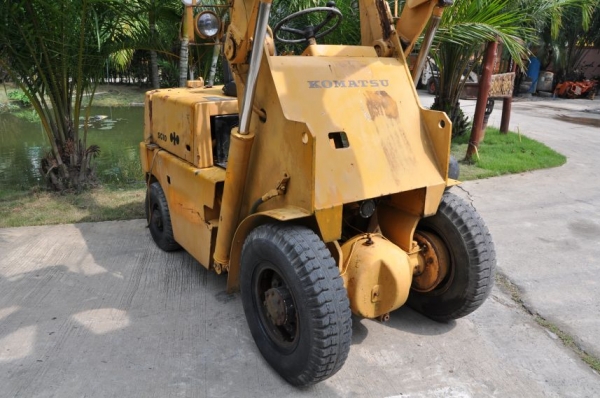 ขายรถตักKOMATSU SG10-3 สภาพสวยเดิมจากญี่ปุ่น ขาย148,000บาท