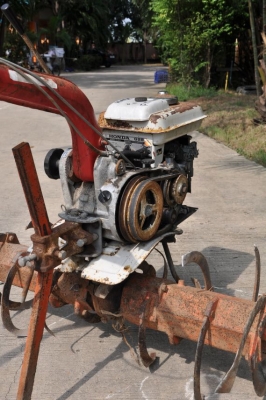เครื่องพรวนดินHONDA ราคาถูก ((ลดรับปีใหม่)) ขาย 12,500บาท!!