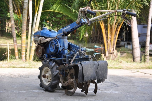 ขาย รถพรวนดิน นำเข้าญี่ปุ่น พร้อมใช้ ขาย15,000บาท เท่านั้น!!