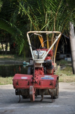 ขาย เครื่องพรวนดินKUBOTA นำเข้าญี่ปุ่น ใช้งานง่าย 13,000บาท