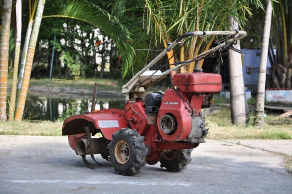 ขาย เครื่องพรวนดินKUBOTA นำเข้าญี่ปุ่น ใช้งานง่าย 13,000บาท