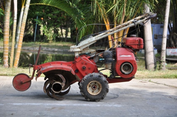 ขาย เครื่องพรวนดินKUBOTA นำเข้าญี่ปุ่น ใช้งานง่าย 13,000บาท