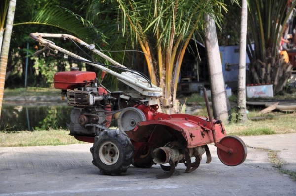 ขาย เครื่องพรวนดินKUBOTA นำเข้าญี่ปุ่น ใช้งานง่าย 13,000บาท