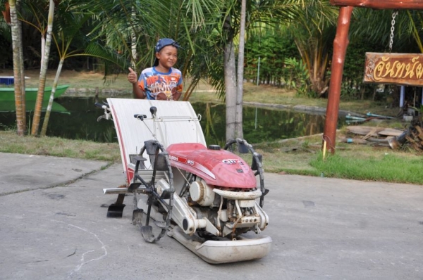 ขายรถดำนา เดินตาม2แถว MITSUBISHI สวยเดิมจากญี่ปุ่น 19,000บาท