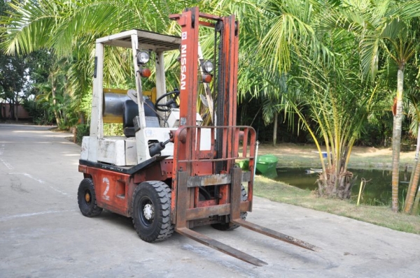 ขาย FORKLIFT NISSAN 1.5ตัน สภาพสวยเดิมจากญี่ปุ่น พร้อมใช้ขาย115,000บาท!!!