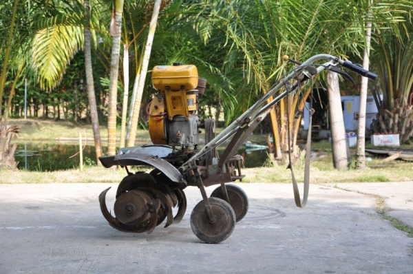 ขายเครื่องพรวนดิน ROBIN สวยเดิมจากญี่ปุ่น ขาย12,000บาท