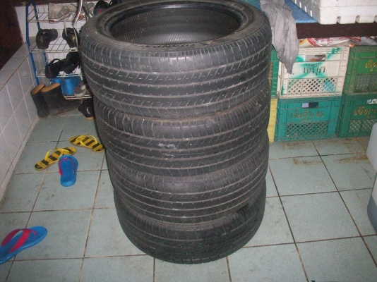 toyo 235/50/18 1ชุด4เส้น