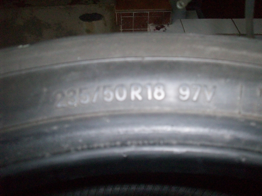 toyo 235/50/18 1ชุด4เส้น