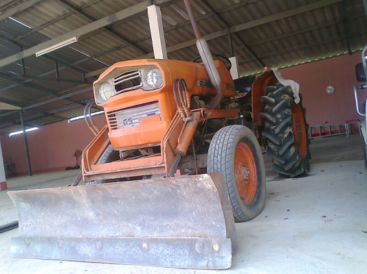 ขายด่วน!..รถไถ KUBOTA ZL2600 ใช้งานดี มีใบดันหน้า.