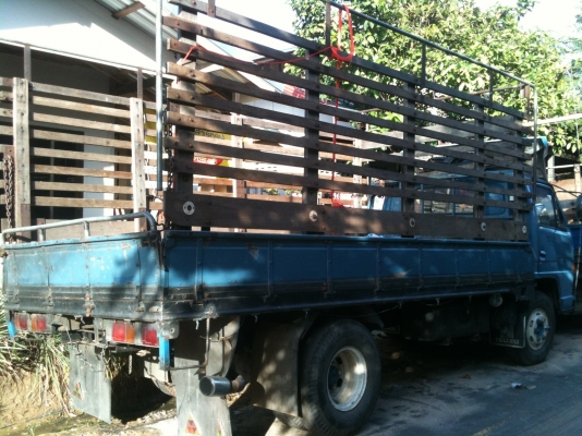 Isuzu. Npr. 115. แรง Isuzu. Npr. 115. แรง