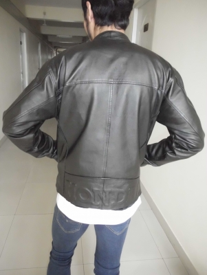 เสื้อหนังแท้ไว้ไส่ขับรถ750ทุกตัว