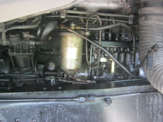 ขายรถ 10 ล้อ 1 เพลา NISSUN UD 220 HP