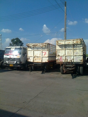 ต้องการขาย / ลูกพ่วงไม่ดั้ม 2 เพลา ต้องการขาย / ลูกพ่วงไม่ดั้ม 2 เพลา