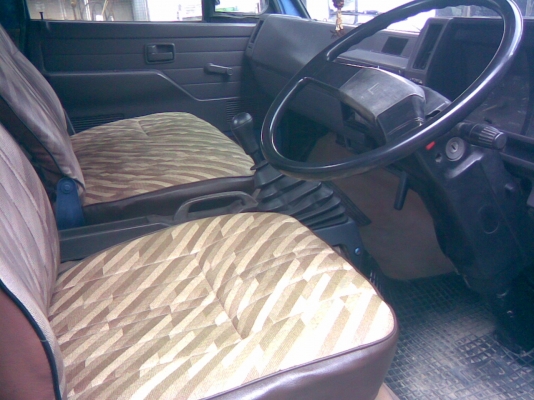 6 ล้อ NPR 115 แรงม้า ยาว 4.30 ม. รถสวยเดิม รถห้างแท้ ๆ