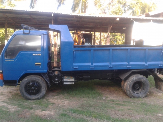 ขาย MITSUBISHI CANTER 115HD