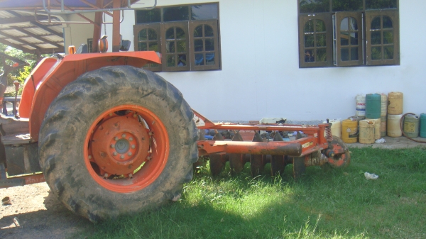 ขายรถไถ kubota M9000