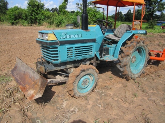 ขายด่วน รถ Kubota L1-22DTM  ดันหน้า+ผาน 5 + ผาน 4