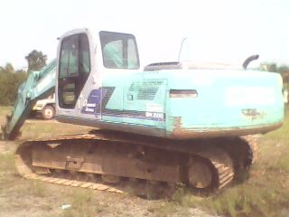 แมคโคมาค ซิก YN10 เครื่องบเดิมสีสันเดิมโซ่ 80\% เอวแน่น ลอนเลอร์ครบเอกสารครบ ทำงานยังไม่ถึง10000ชั่วโมง  รถสวยเดิมไก่ ซื้อได้ราคาเท่ารัยโทรมาเริ่มต้น 2200000 นัดพบบ้านโป่ง