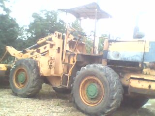 รถตักยางเอวอ่อนดกเบดก้ LK 500 เครื่องเดิม เครื่องNE เทอร์เบอร นำมันเครื่องลงกันอ่างตรวจสภาพโปรเก่นวั่ยรอยคอนเลอร์ข้างรั่วเครื่องสตาร์จติดระบบเบรคดีกระไฮดรอลิคใช้ได้ทุกกระบอก380000 นัดพบกำแพงแสน