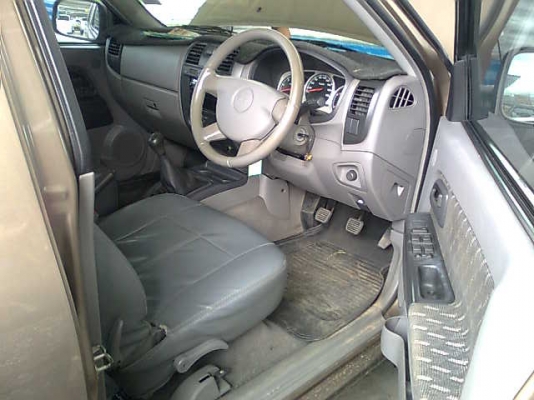 ต้องการขายรถ กะบะ 4 ปะตู / ISUZU ดีแม็ก 2500 CC