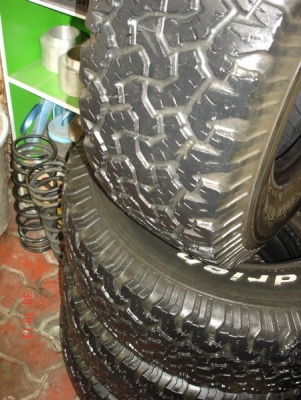 ขายยาง  BF. 30. และ  31.........สวยๆ เชิญครับ