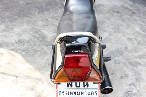 Honda figther 135ccมีทะเบียนพร้อมชุดโอน