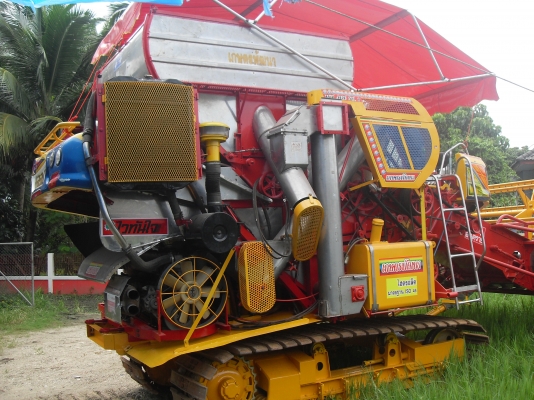 ขายรถเกี่ยว จ้าวช้างไวไฟ ปี 49