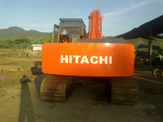 ขายรถขุดเก่านอก HITACHI EX150 ปรับสภาพแล้ว พร้อมใช้งาน