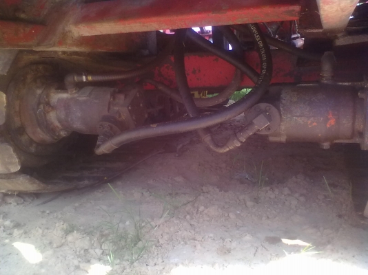 รถเกี่ยวไทยเส็งอุ้ม2.5ตัน เครื่องHINO HO7D 195 เทอร์โบสภาพพร้อมใช้