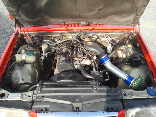 VOLVO 740 GLE ( หน้าแว่น )