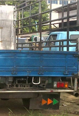 ขาย ISZUZU หกล้อNPR58L ขาย ISZUZU หกล้อNPR58L