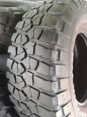 เพื่อนฝากขาย BF KM2 285/75R16 ปี 09