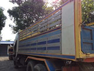 Hino FM2K เครื่อง K13D 5 เกียร์เดินหน้า สโลยก เกียร์สาย แอร์ ครัชเพิ่งทำจากศูนย์ Hino FM2K เครื่อง K13D 5 เกียร์เดินหน้า สโลยก เกียร์สาย แอร์ ครัชเพิ่งทำจากศูนย์