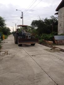 ขายรถไถ FORD NEWHOLLAND 7840 สองเพลาครับพร้อมหางผานสามใบตัดครับ