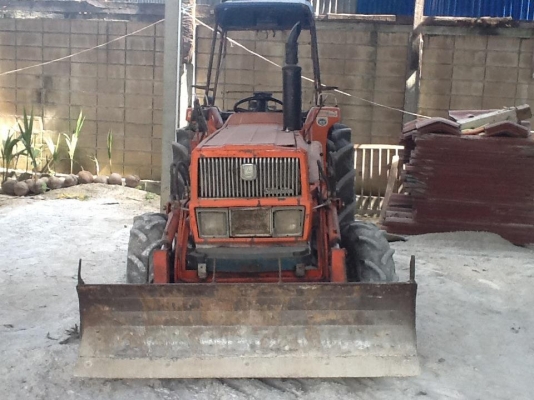 คูโบต้า L4202 4 WD 2 เพลา ใบมีดหน้า ผาน 6  รถไร่งามๆครับ