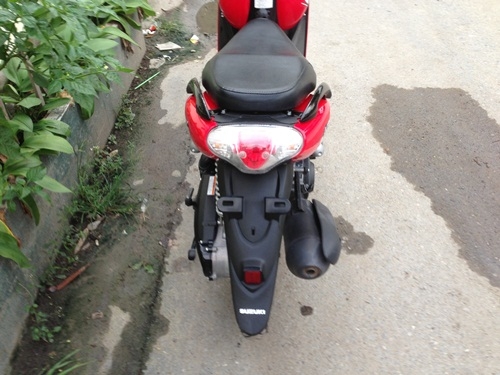 ขายsuzuki jelatoสีเเดง ดำ ปี2555