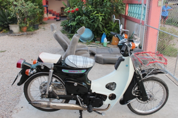 C70 แปลงสีเหลือบมีทะเบียนพร้อมโอนภาษีพึ่งขาดได้2เดือนส วยและถูกมากขาย16800บาท