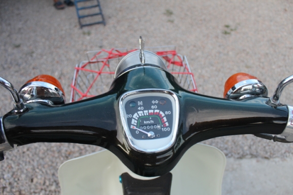 C70 แปลงสีเหลือบมีทะเบียนพร้อมโอนภาษีพึ่งขาดได้2เดือนส วยและถูกมากขาย16800บาท