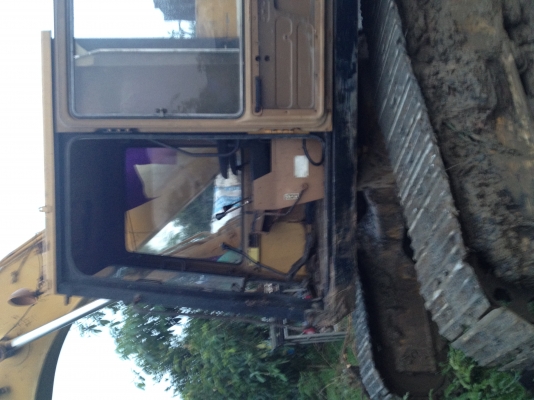 komatsu PC200-3 เก่านอก