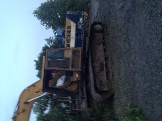 komatsu PC200-3 เก่านอก