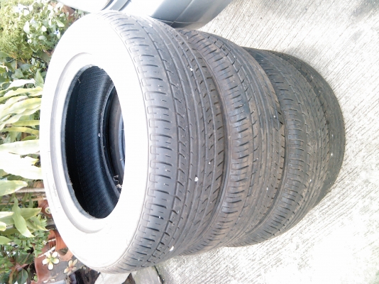 ยาง DEESTONEขนาด205/65R15(ไม่ได้ลงน้ำยา)