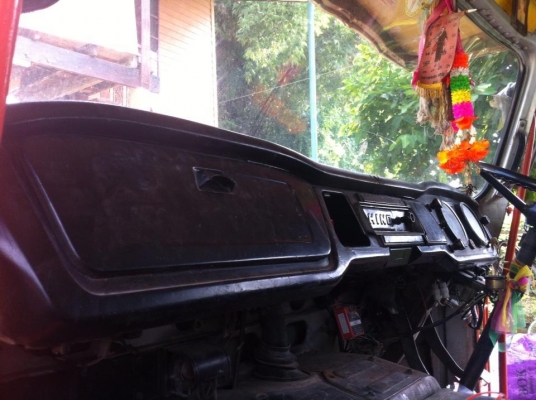 ขายหัวเก๋งฮีโน่ KM ภาพสวยข้างในครอบหัวกระเทย ขายหัวเก๋งฮีโน่ KM ภาพสวยข้างในครอบหัวกระเทย