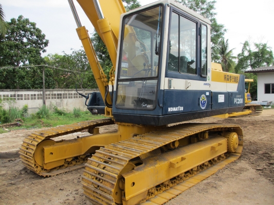 PC200-3 เก่านอกพร้อมใช้