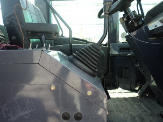 ละอองดาวแทรคเตอร์ ขายรถตักล้อยาง KOMATSU WA100-3 เก่านอก สภาพพร้อมใช้ราคาถูก