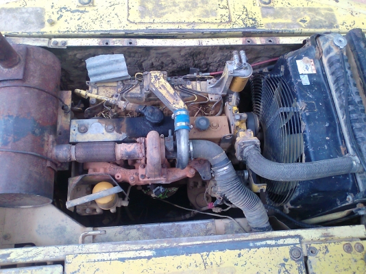 ขายด่วน  รถขุด KOMATSU PC200-6 รถสวย มีทะเบียนครบ.