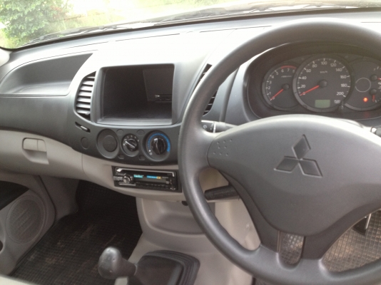 MITSUBISHI, TRITON1ปี7เดือน สภาพป้ายแดงใช้ได้สองระบบนนํ้ามันNGVเหมือนรถใหม่ไมวิ่ง12600ถูกๆ